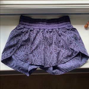 Lulu lemon tracker shorts